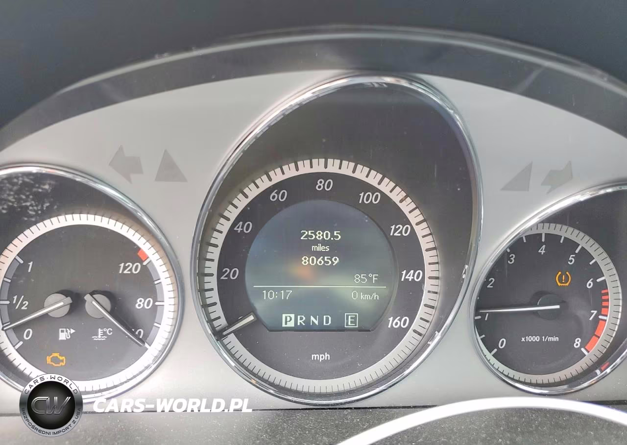 2011 Mercedes-Benz C 300 VIN:WDDGF5EB5BA460732 - 9