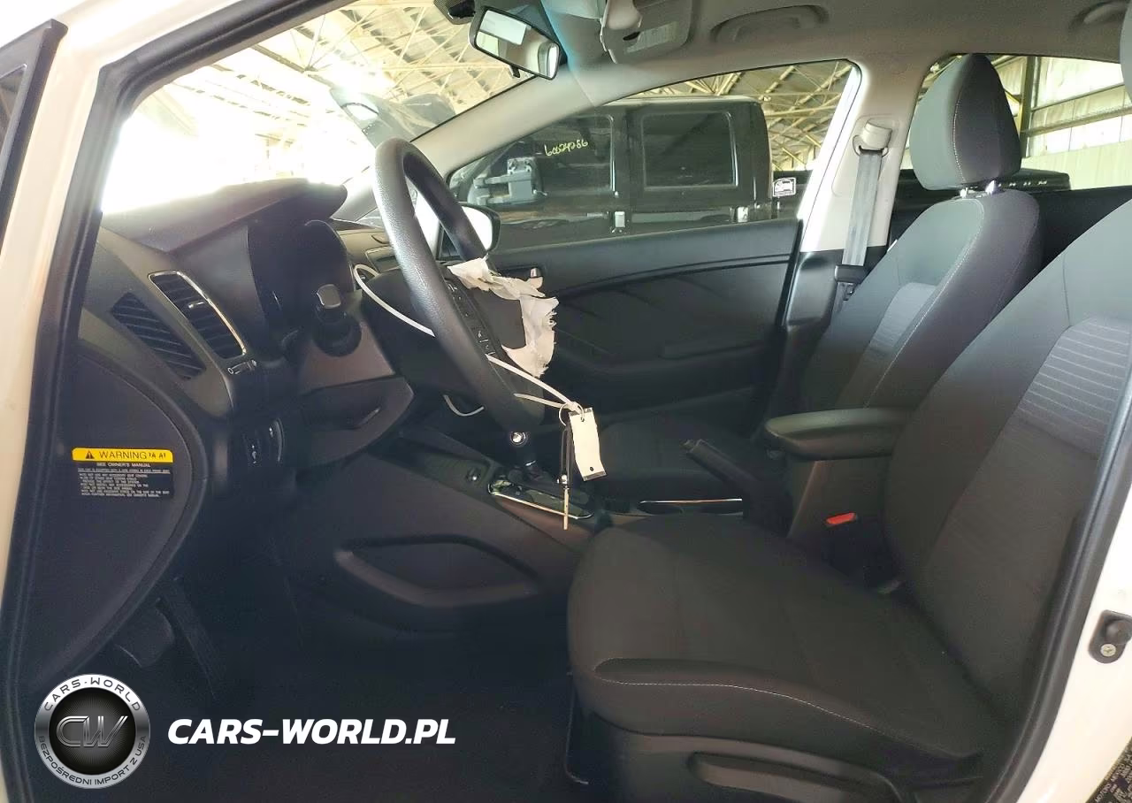 2018 Kia Forte Lx VIN:3KPFL4A70JE263697 - 7