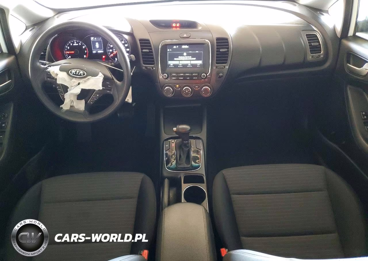 2018 Kia Forte Lx VIN:3KPFL4A70JE263697 - 8