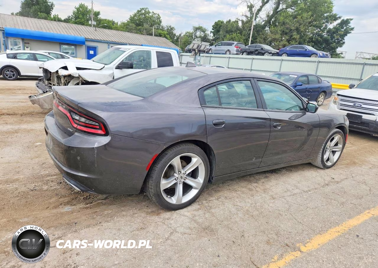 2018 Dodge Charger Sxt Plus VIN:2C3CDXHG0JH121009 - 3