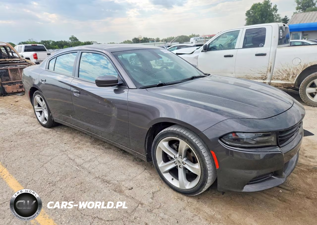 2018 Dodge Charger Sxt Plus VIN:2C3CDXHG0JH121009 - 4