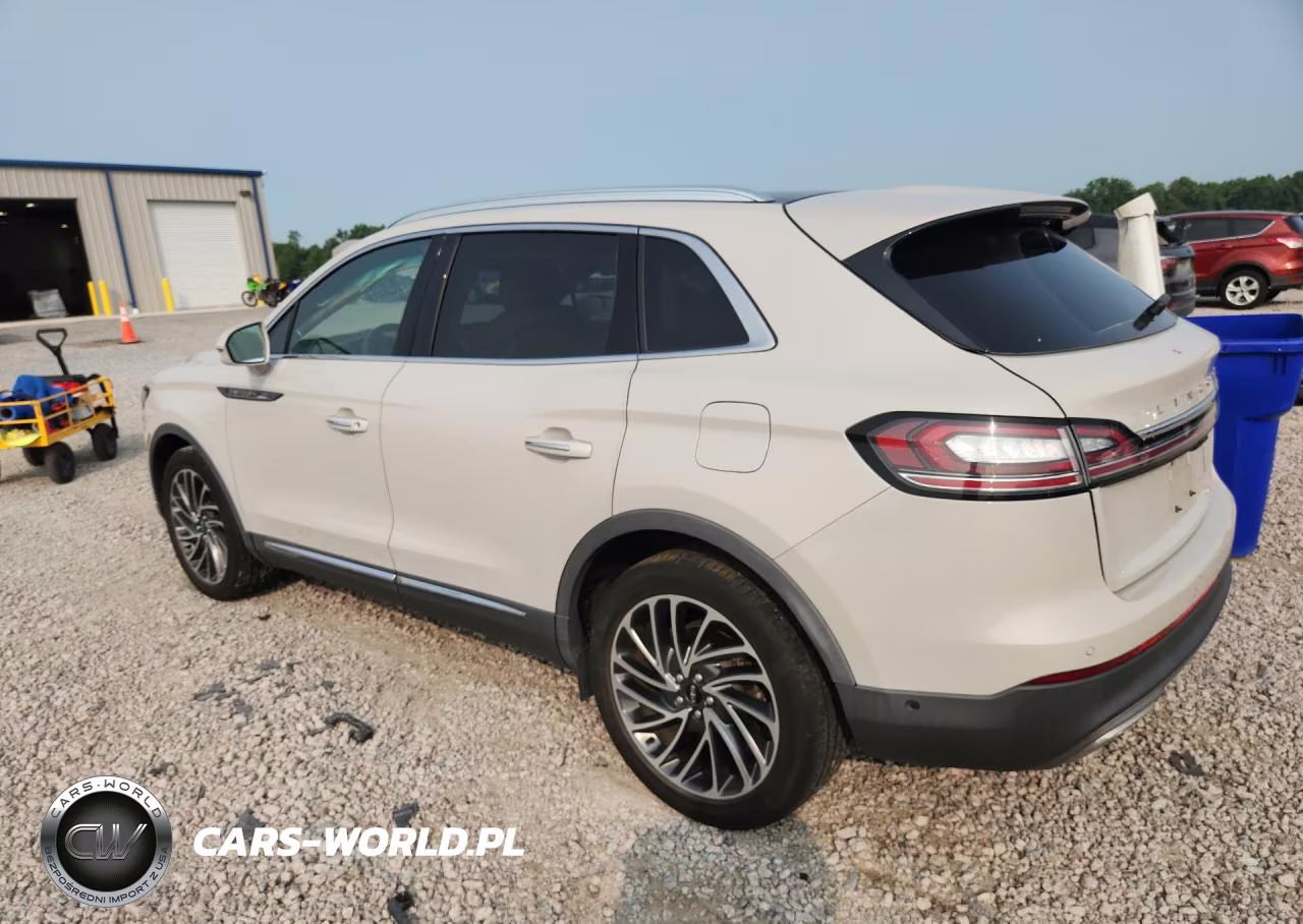 2020 Lincoln Nautilus Reserve VIN:2LMPJ6K95LBL06303 - 2