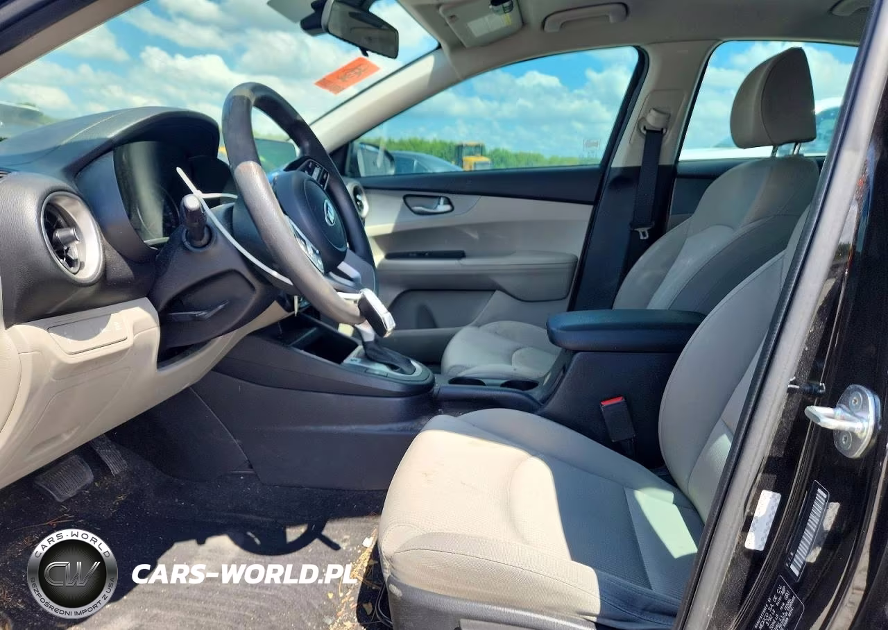 2021 Kia Forte Lxs VIN:3KPF24AD4ME345848 - 7