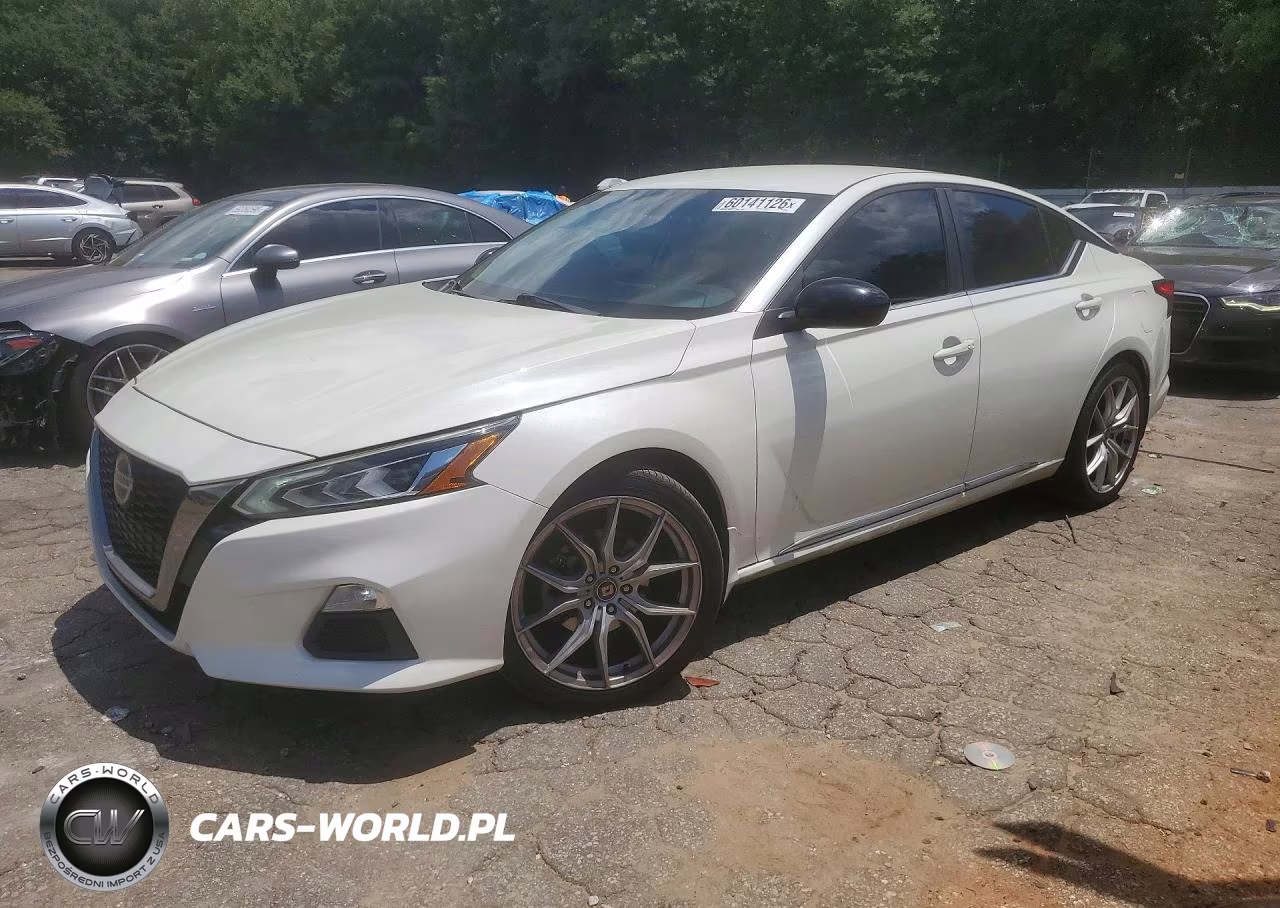2019 Nissan Altima Sr – zdjęcie 1 z 12