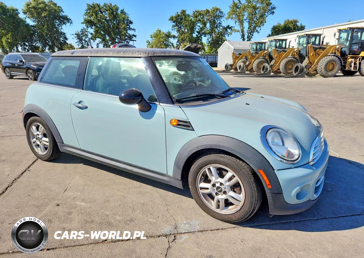 2013 Mini Cooper VIN:WMWSU3C51DT692633 - 4