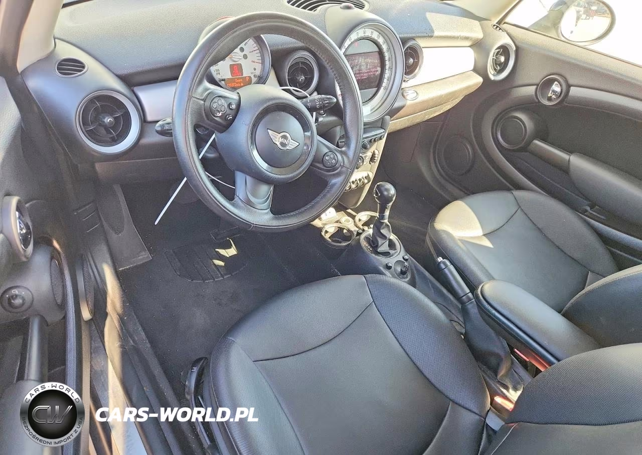 2013 Mini Cooper VIN:WMWSU3C51DT692633 - 8