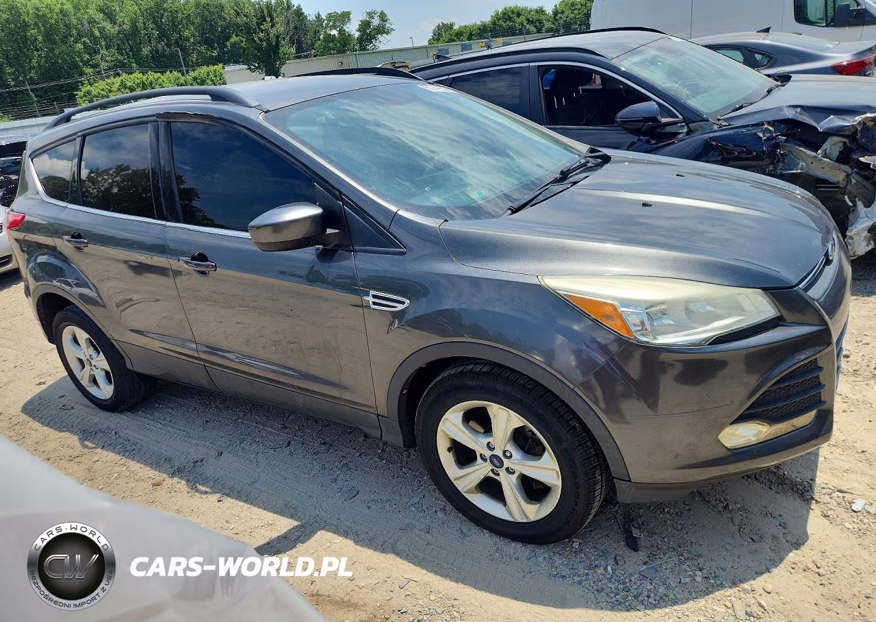 2015 Ford Escape Se VIN:1FMCU9G9XFUB97346 - 4