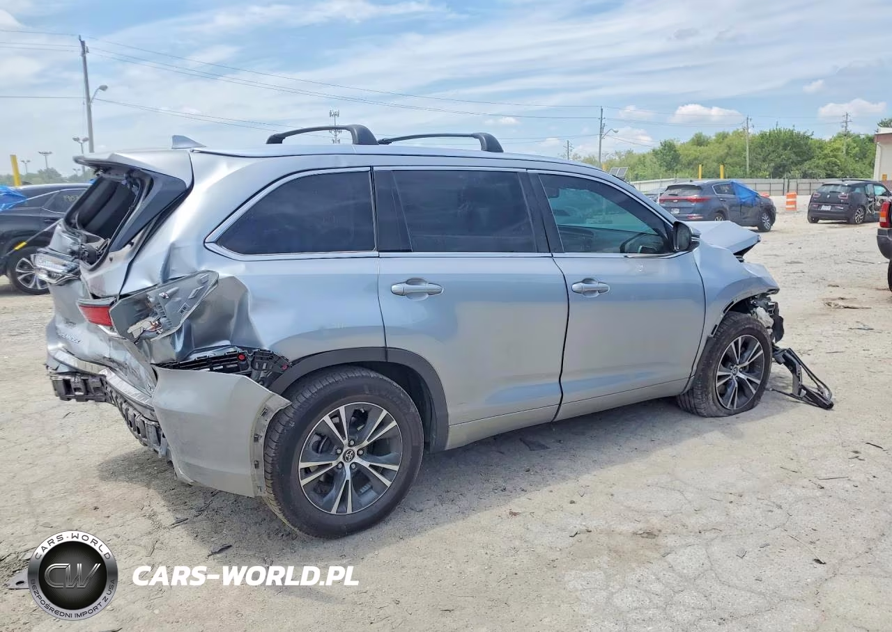 2016 Toyota Highlander Xle VIN:5TDKKRFH8GS164074 - 3