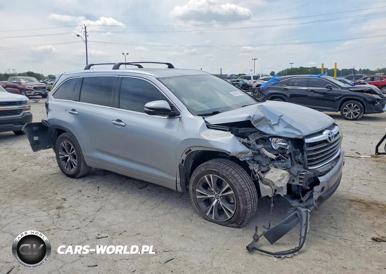 2016 Toyota Highlander Xle VIN:5TDKKRFH8GS164074 - 4