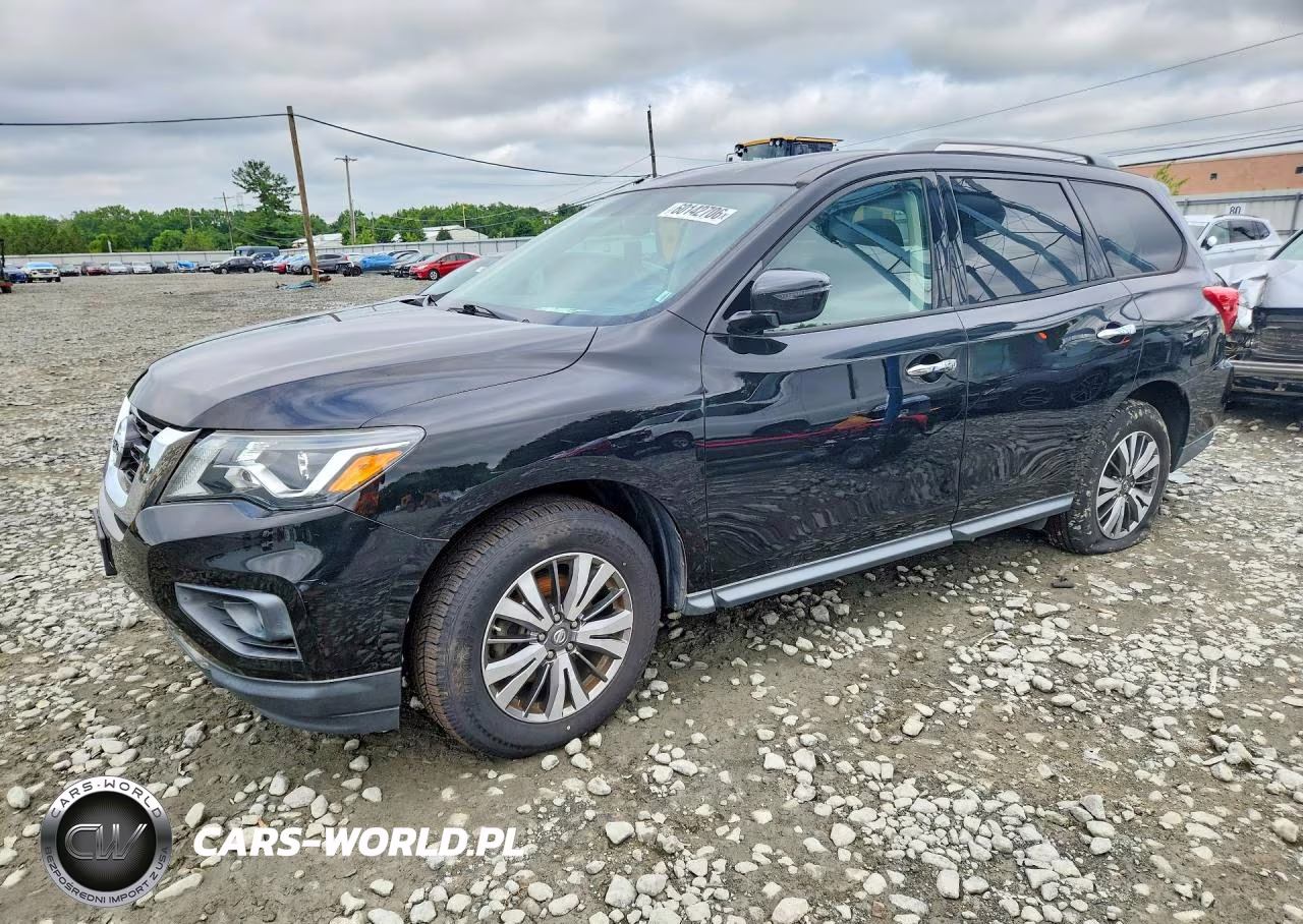 2018 Nissan Pathfinder Sv – zdjęcie 1 z 13