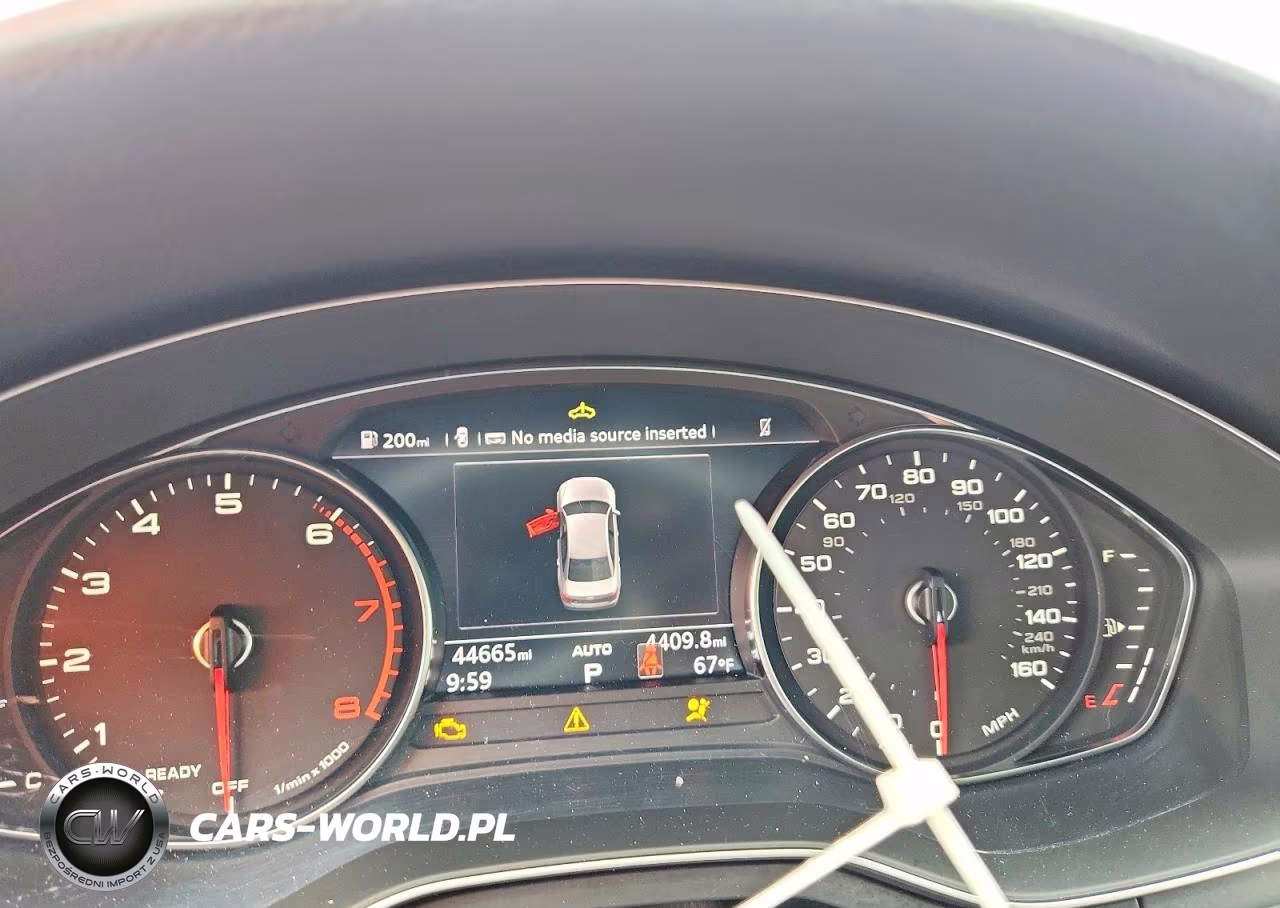 2018 Audi A4 Premium VIN:WAUDNAF42JA065573 - 9