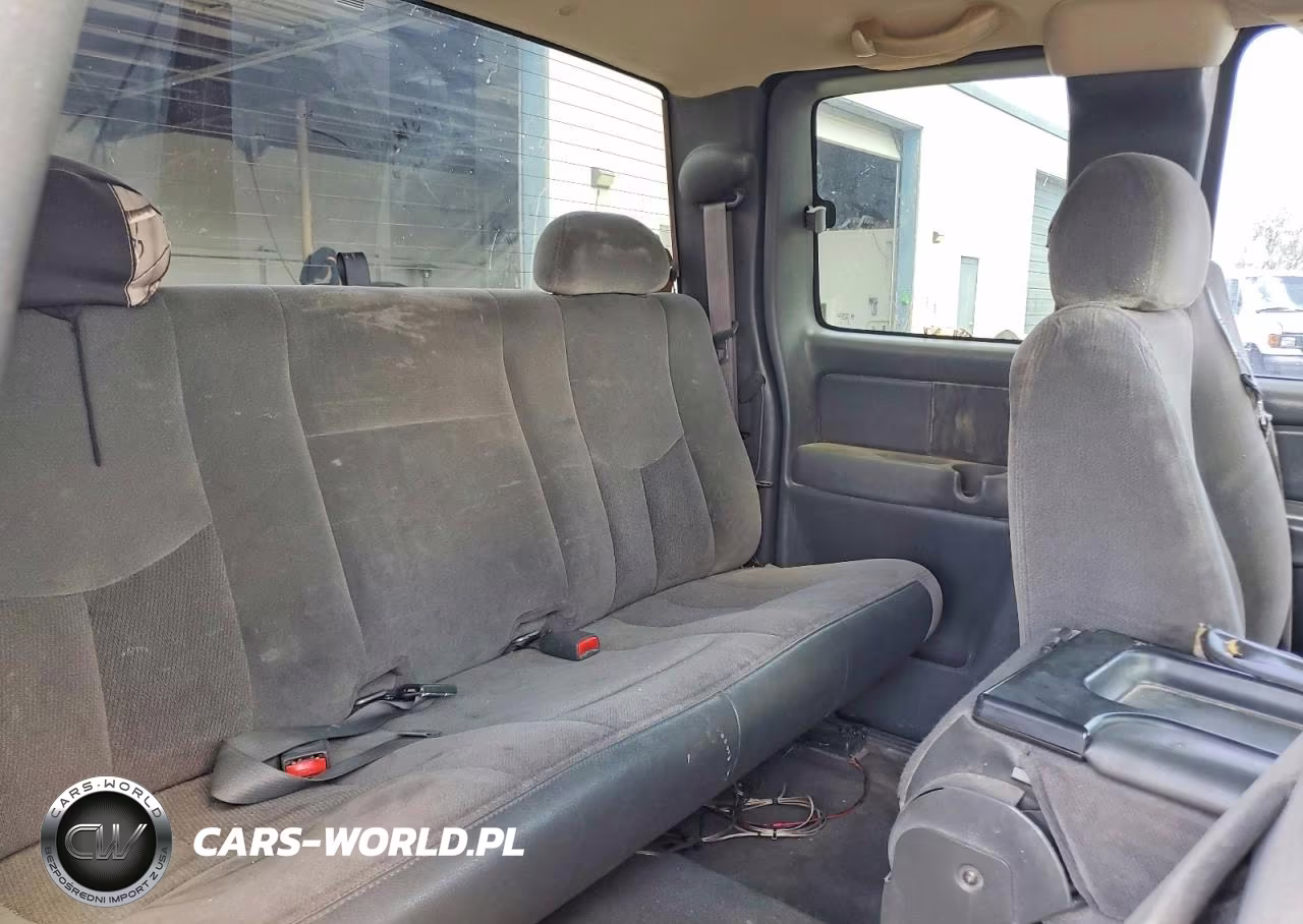 2004 GMC Sierra K2500 Heavy Duty VIN:1GTHK29G04E185460 - 10