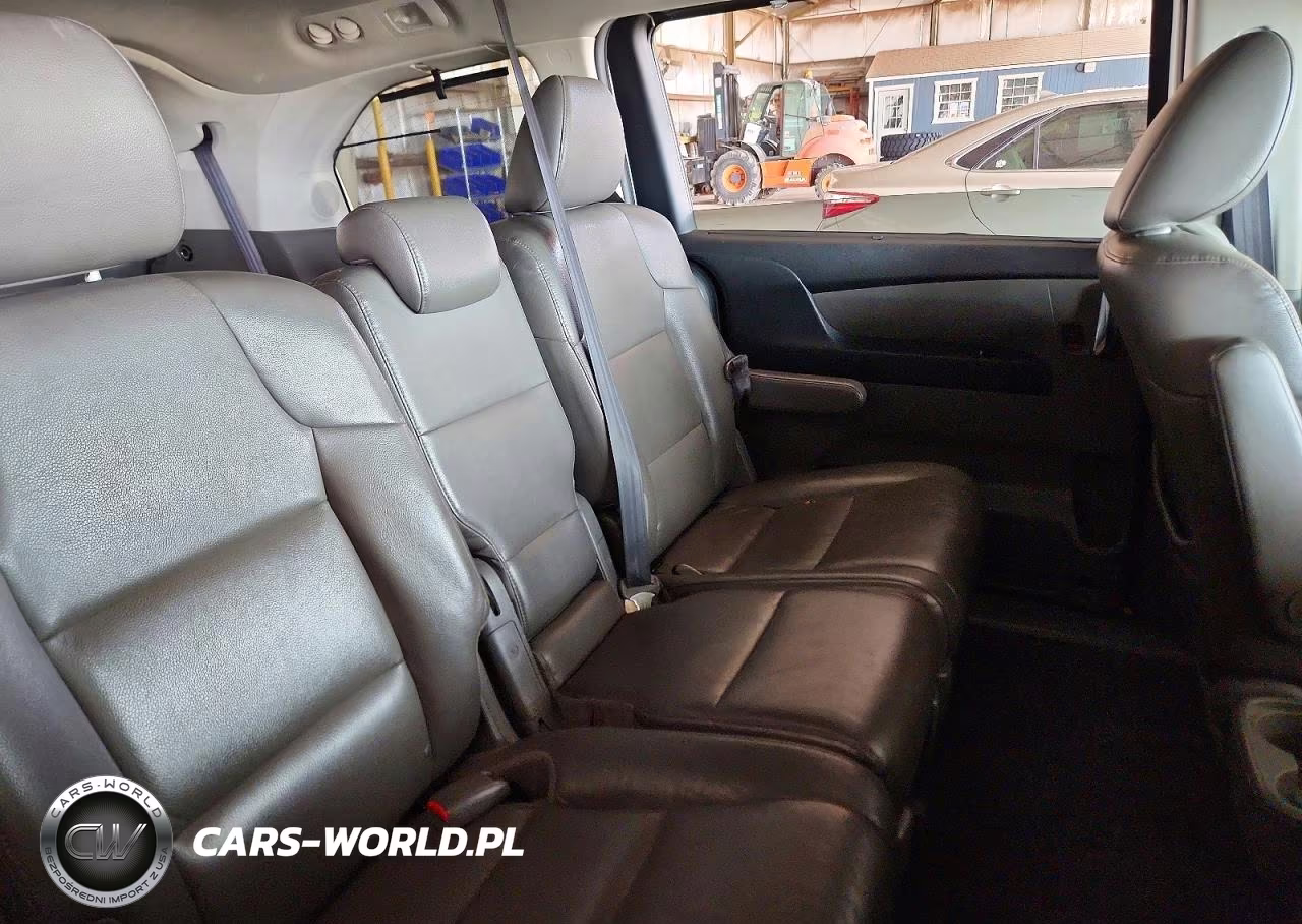 2014 Honda Odyssey Touring VIN:5FNRL5H99EB042402 - 11