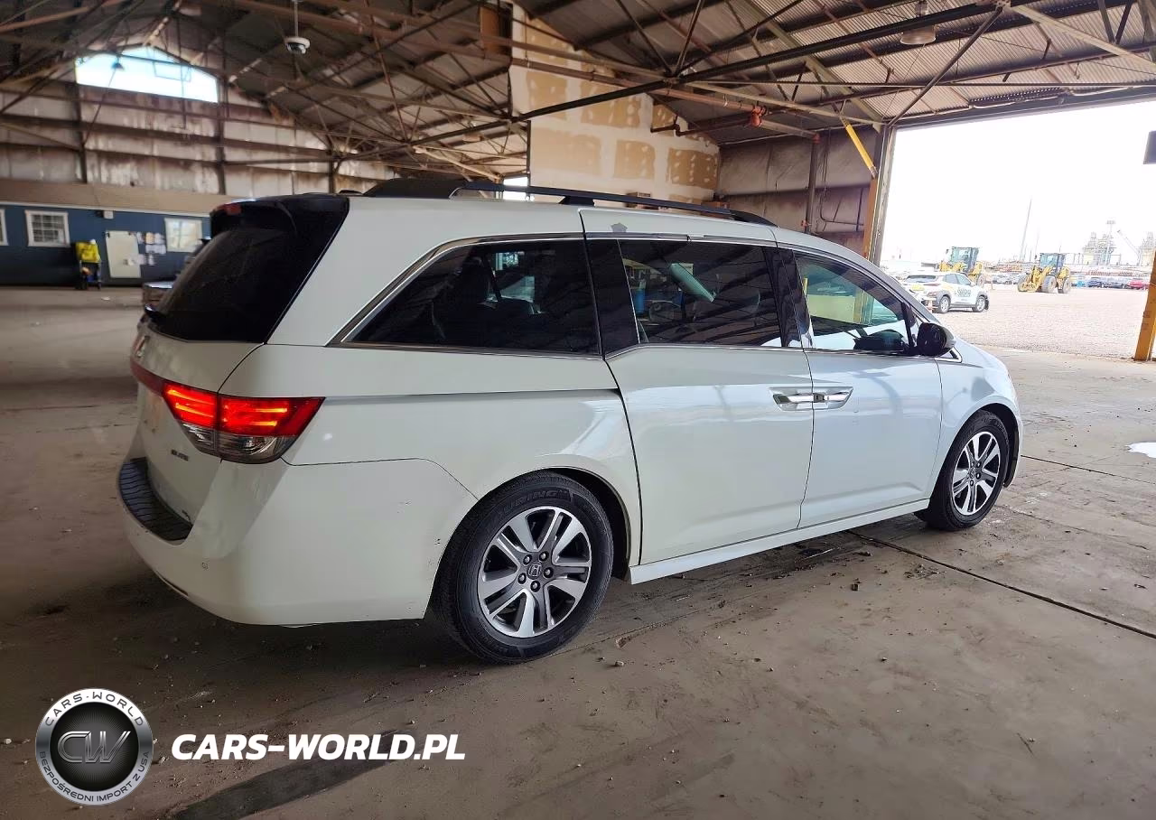 2014 Honda Odyssey Touring VIN:5FNRL5H99EB042402 - 3