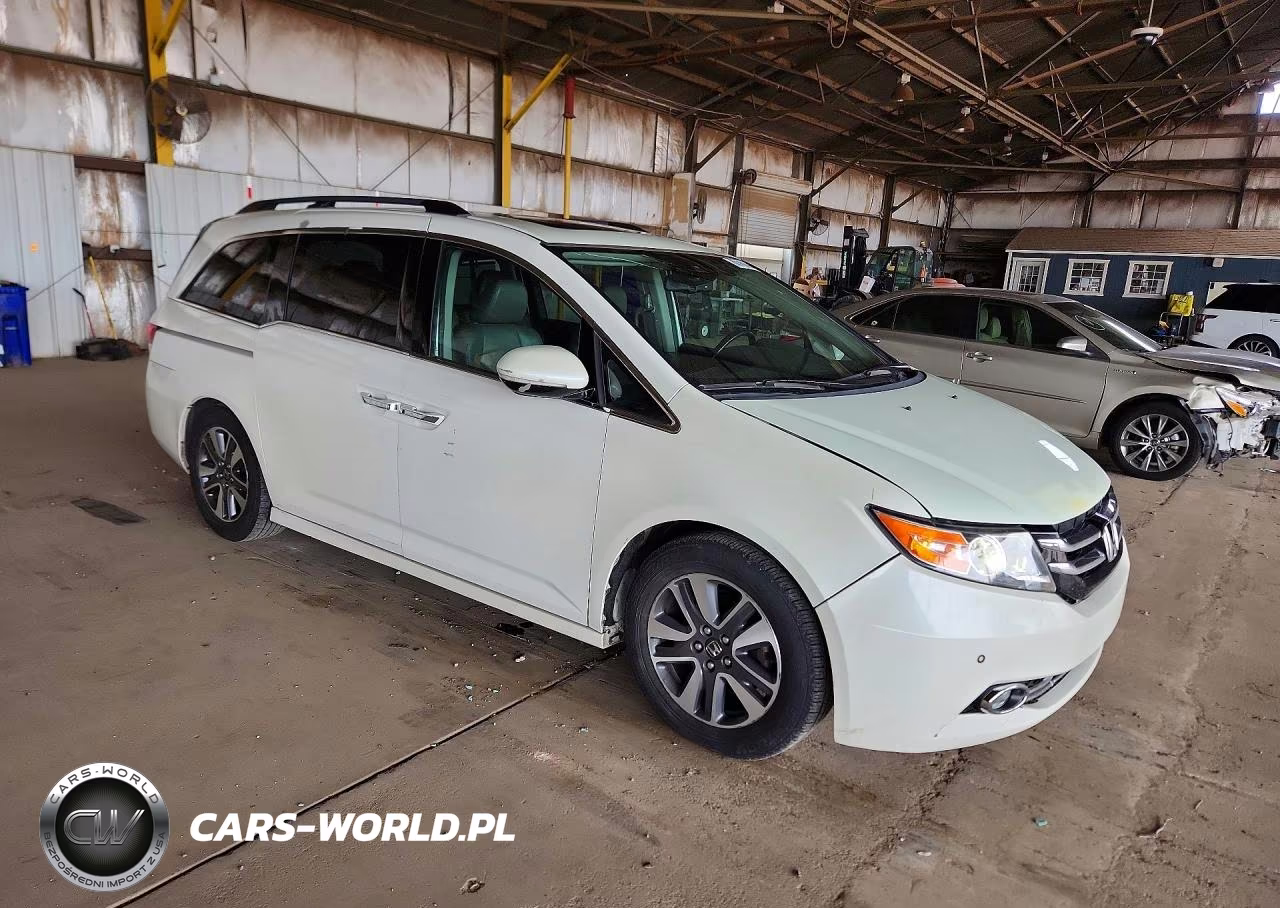 2014 Honda Odyssey Touring VIN:5FNRL5H99EB042402 - 4