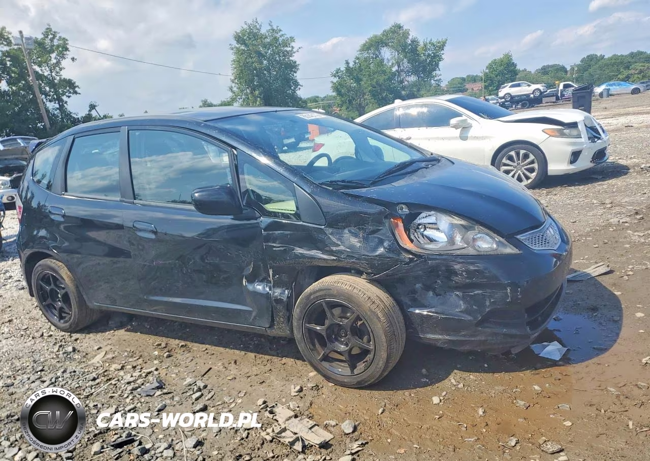 2012 Honda Fit VIN:JHMGE8G3XCC025018 - 4