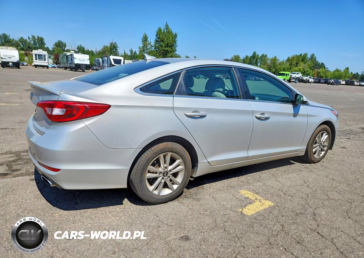 2016 Hyundai Sonata Se VIN:5NPE24AF0GH331751 - 3