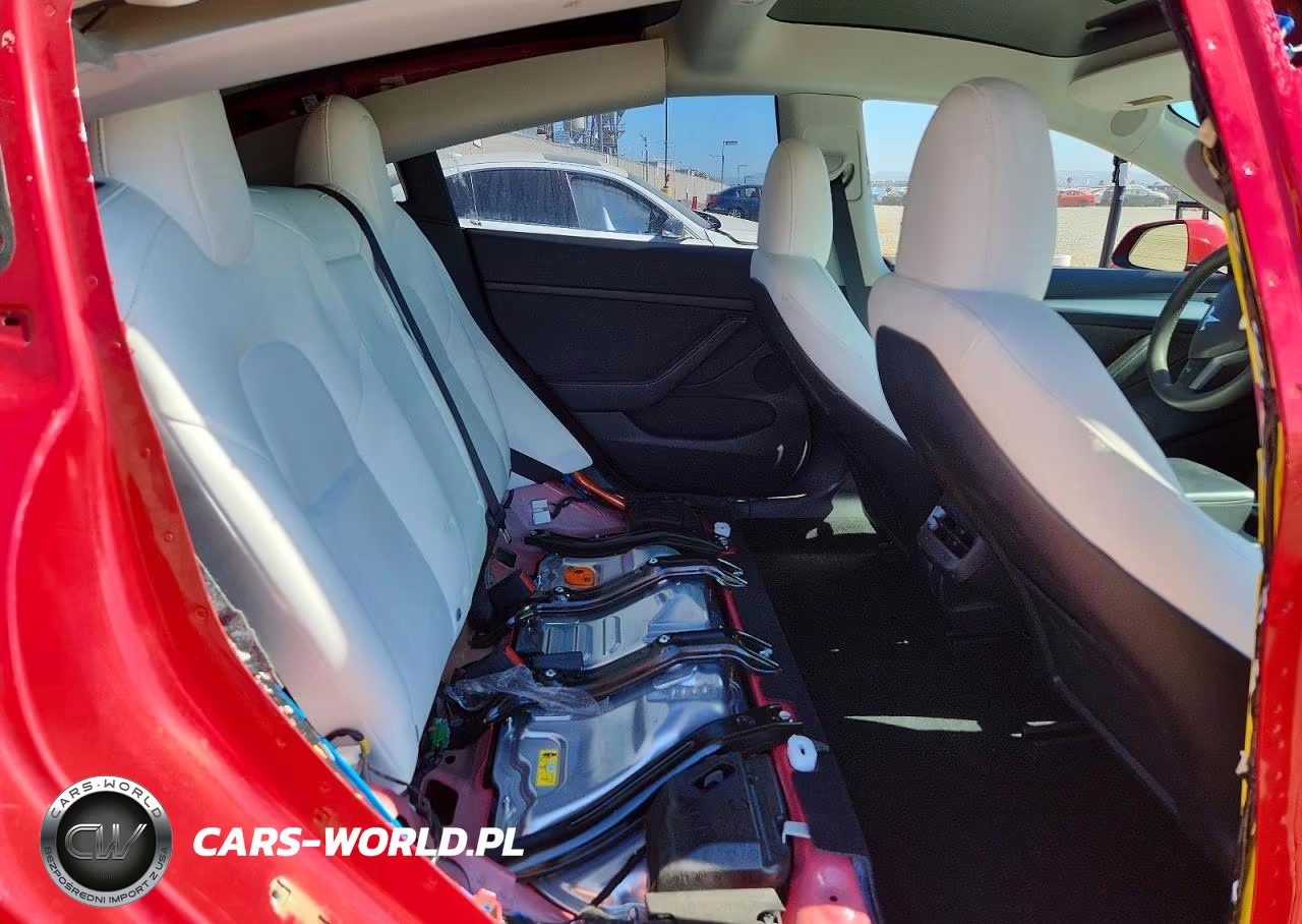 2023 Tesla Model 3 VIN:5YJ3E1EA7PF551639 - 10
