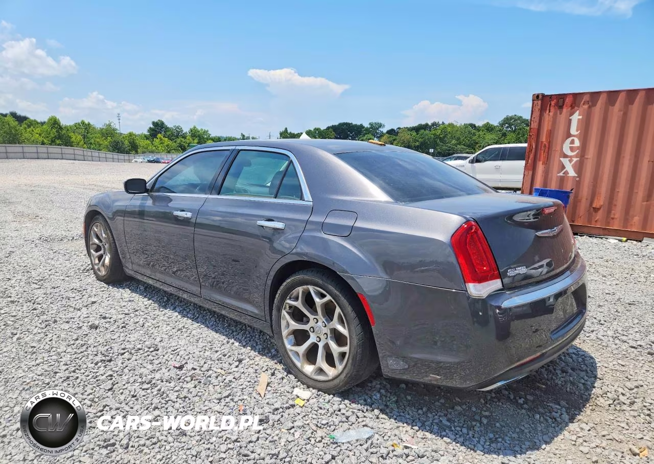 2016 Chrysler 300C Platinum VIN:2C3CCAPT5GH198353 - 2