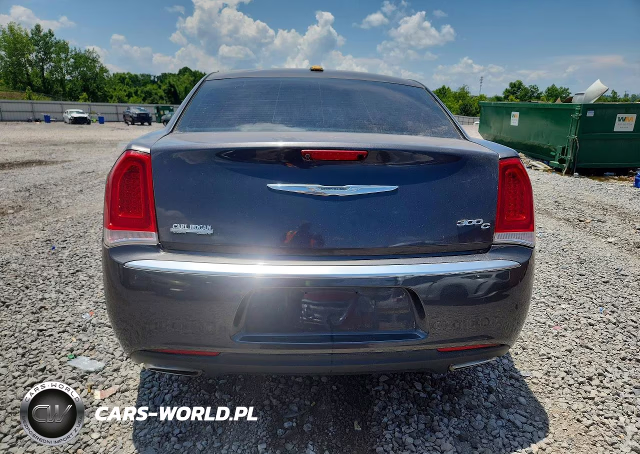 2016 Chrysler 300C Platinum VIN:2C3CCAPT5GH198353 - 6