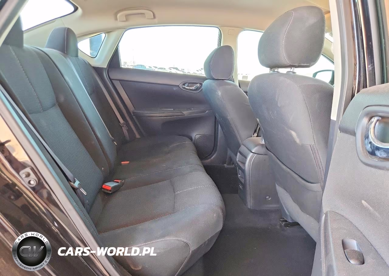 2018 Nissan Sentra S VIN:3N1AB7AP0JY256409 - 10