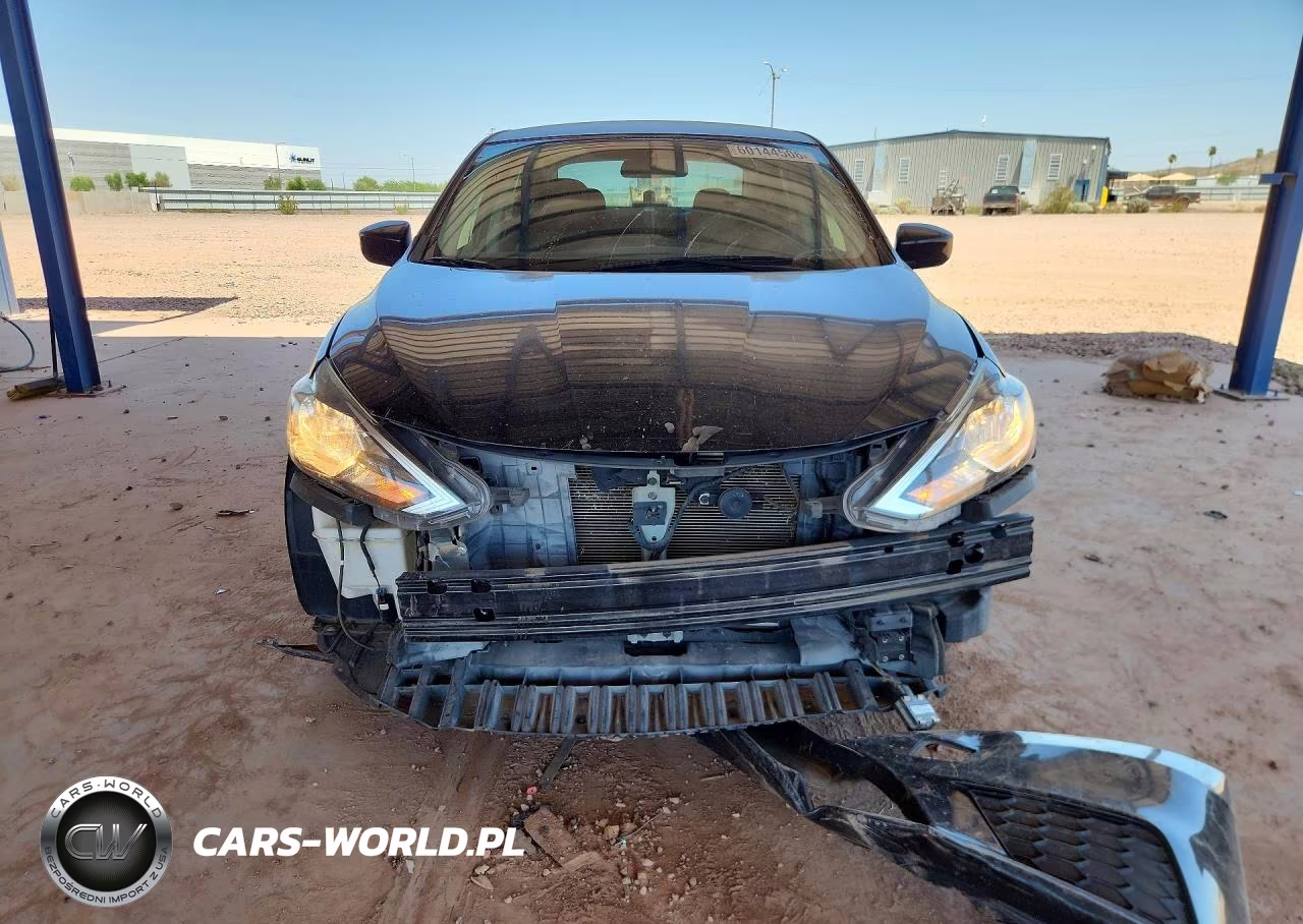 2018 Nissan Sentra S VIN:3N1AB7AP0JY256409 - 5