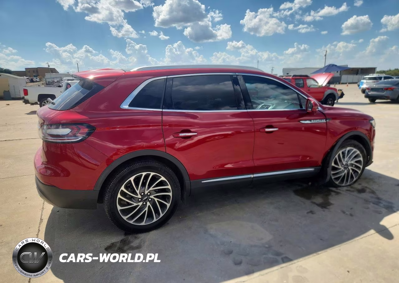 2020 Lincoln Nautilus Reserve VIN:2LMPJ6K9XLBL30242 - 3
