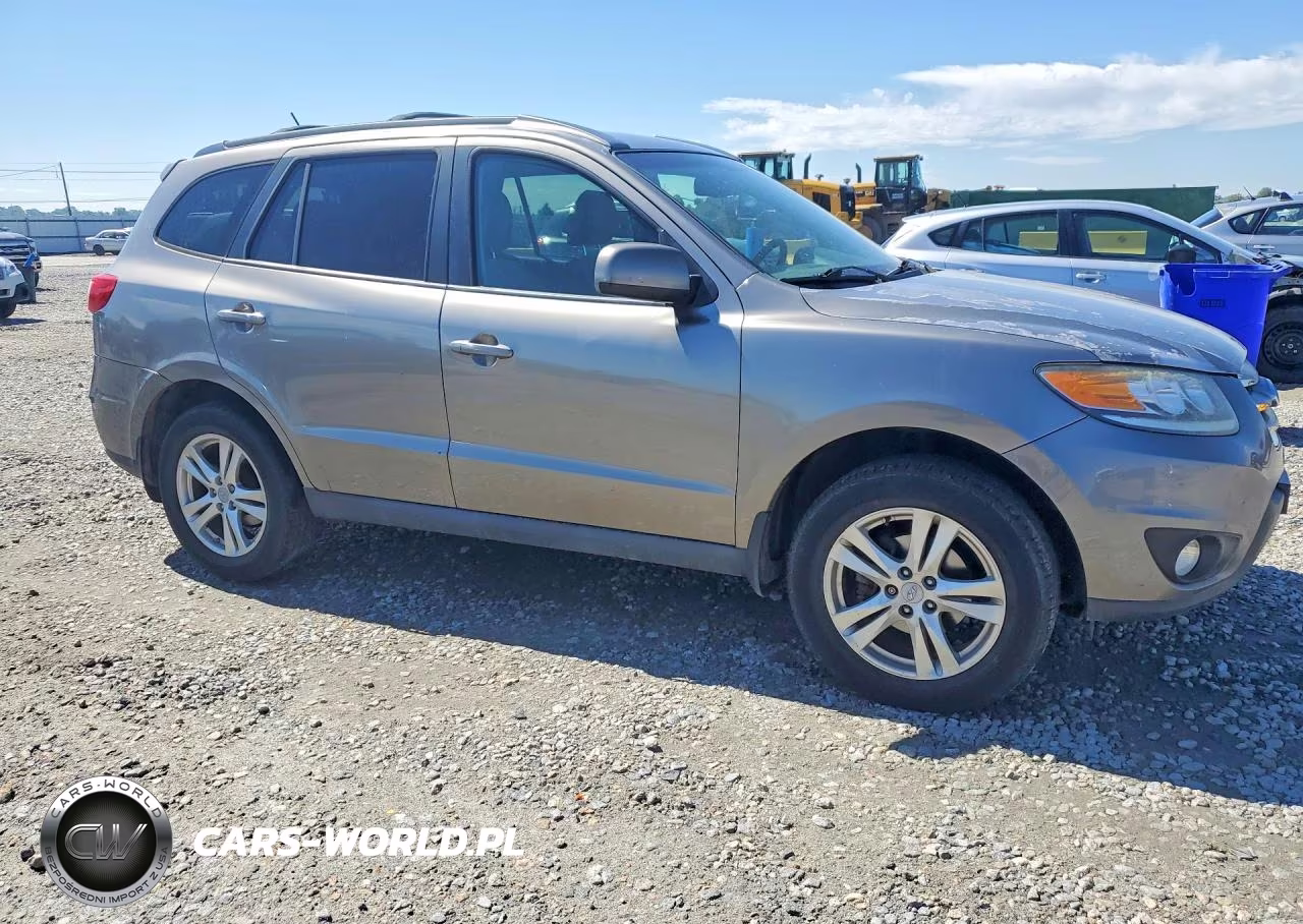 2012 Hyundai Santa Fe Se VIN:5XYZH4AG7CG134974 - 4