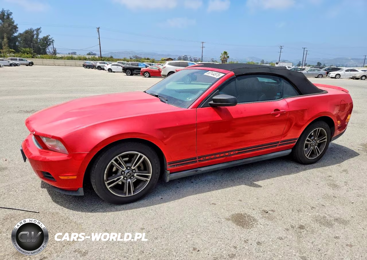 2010 Ford Mustang – zdjęcie 1 z 12
