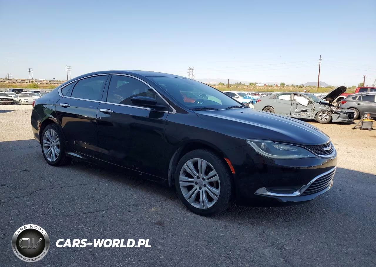2015 Chrysler 200 Limited VIN:1C3CCCABXFN533575 - 4
