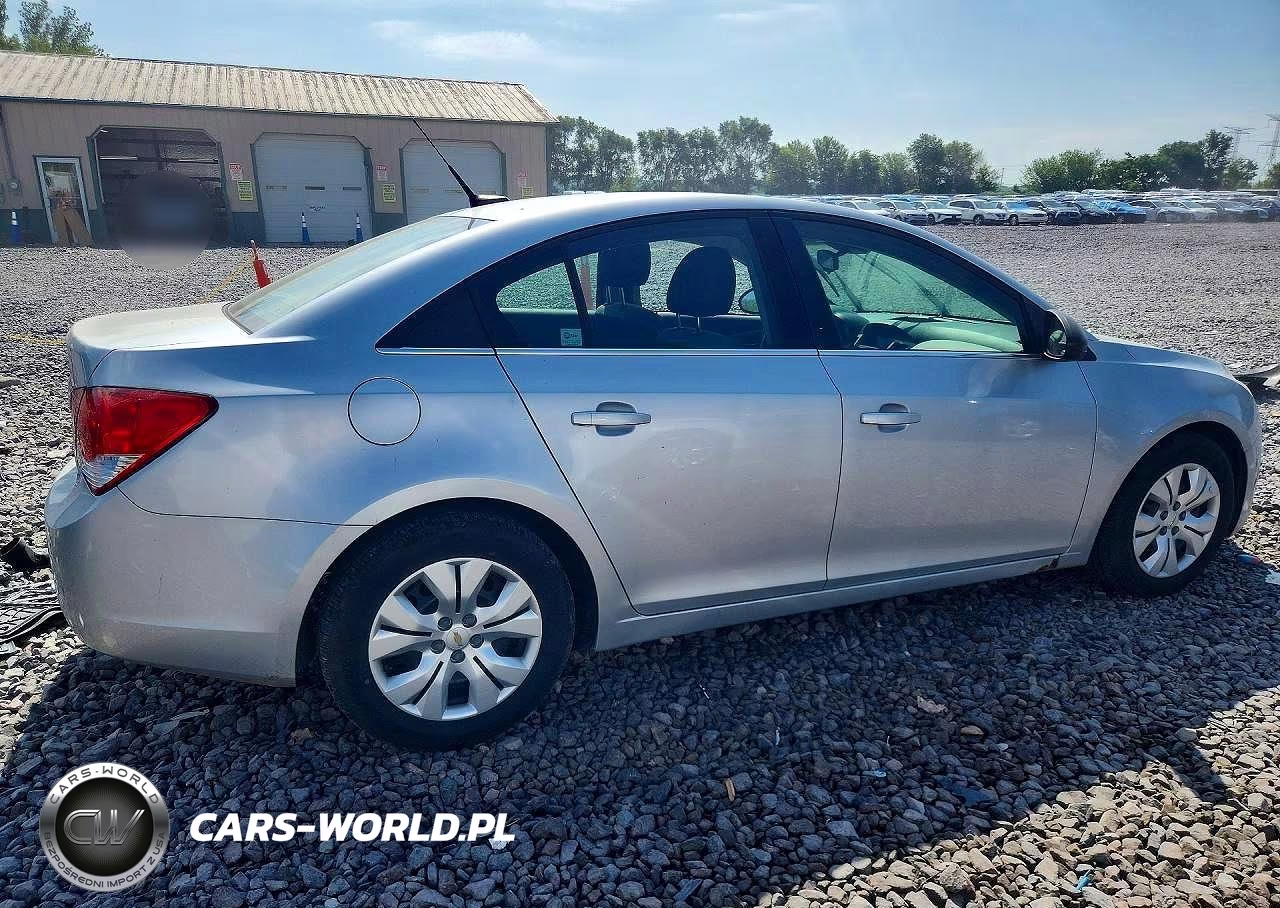 2012 Chevrolet Cruze Ls VIN:1G1PC5SH7C7282356 - 3