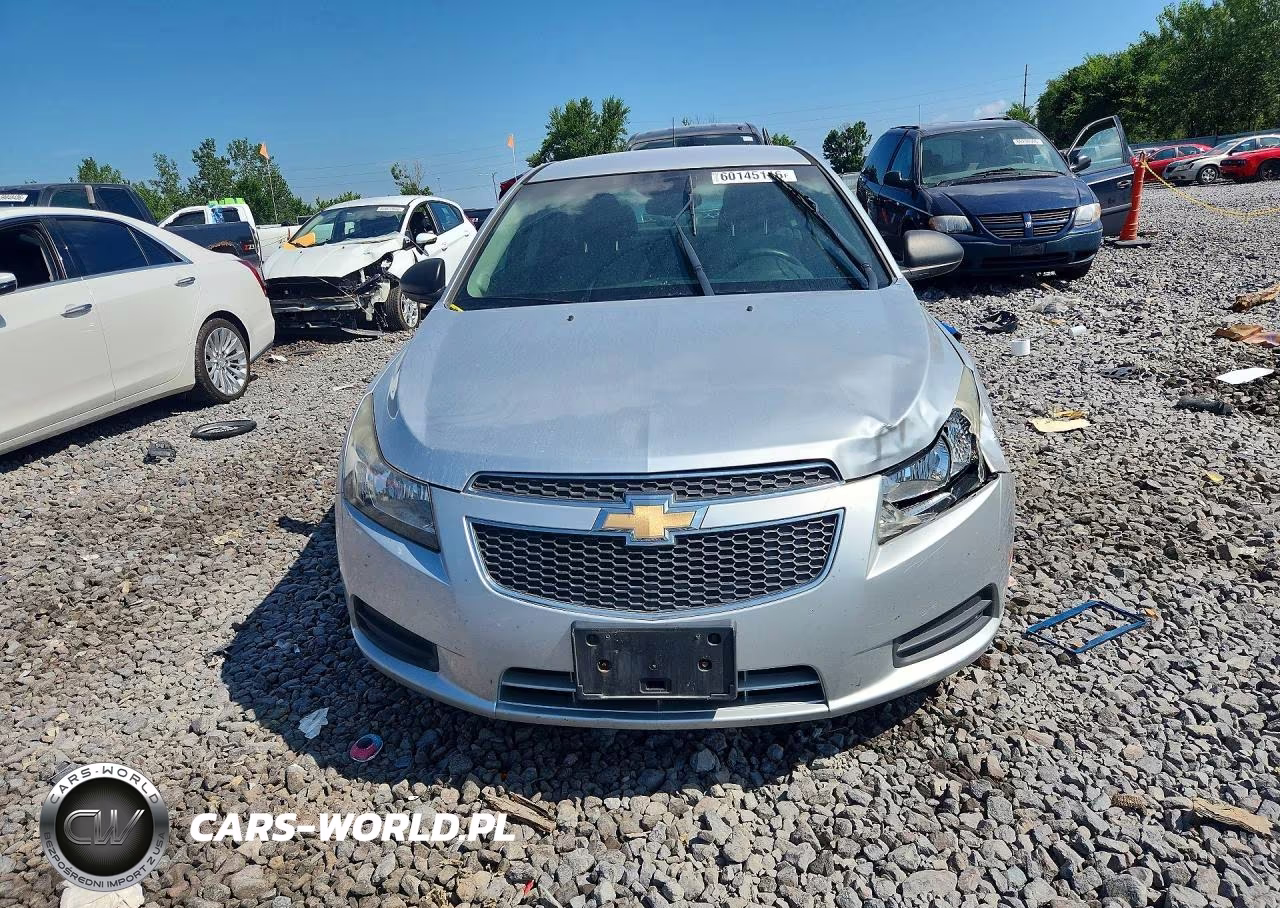 2012 Chevrolet Cruze Ls VIN:1G1PC5SH7C7282356 - 5