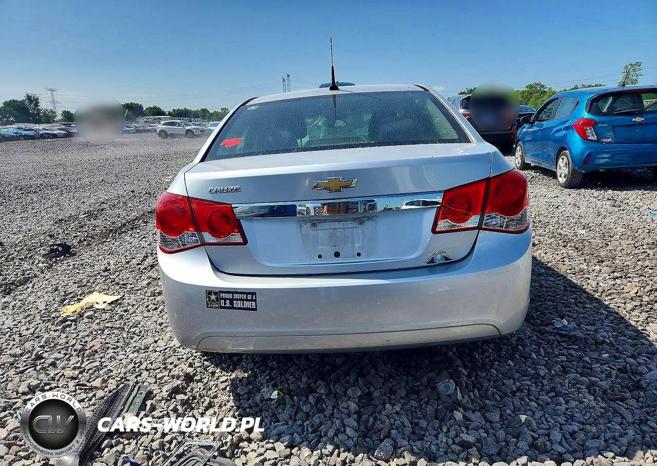 2012 Chevrolet Cruze Ls VIN:1G1PC5SH7C7282356 - 6