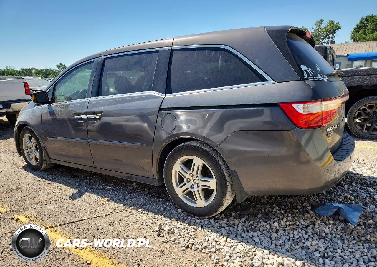 2013 Honda Odessey VIN:5FNRL5H96DB038497 - 2