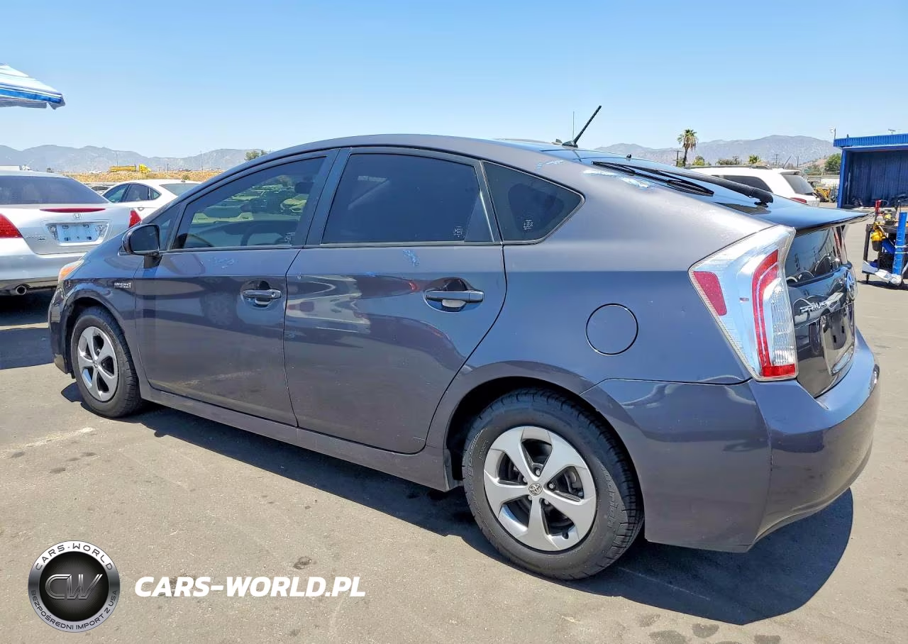 2012 Toyota Prius Two VIN:JTDKN3DU2C1545138 - 2