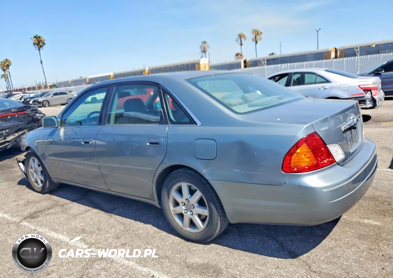 2000 Toyota Avalon Xls VIN:4T1BF28B3YU066499 - 2