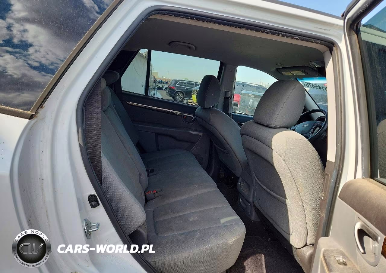 2012 Hyundai Santa Fe Gls VIN:5XYZGDAB6CG124024 - 11