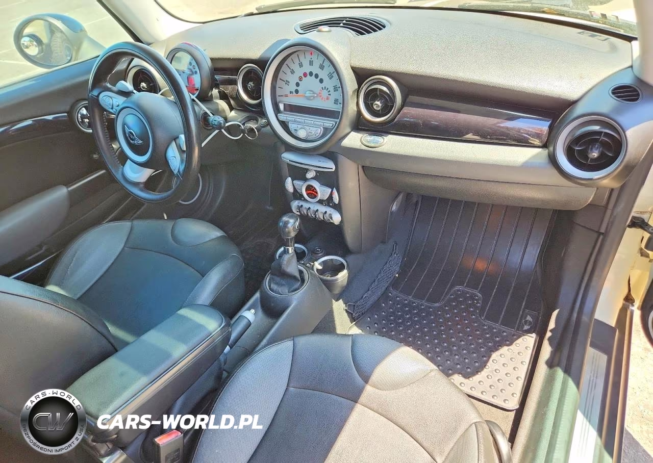 2009 Mini Cooper Clubman VIN:WMWML33569TX33163 - 8