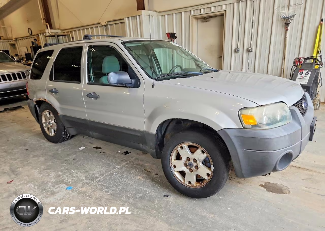 2007 Ford Escape Xlt VIN:1FMYU93167KA18769 - 4