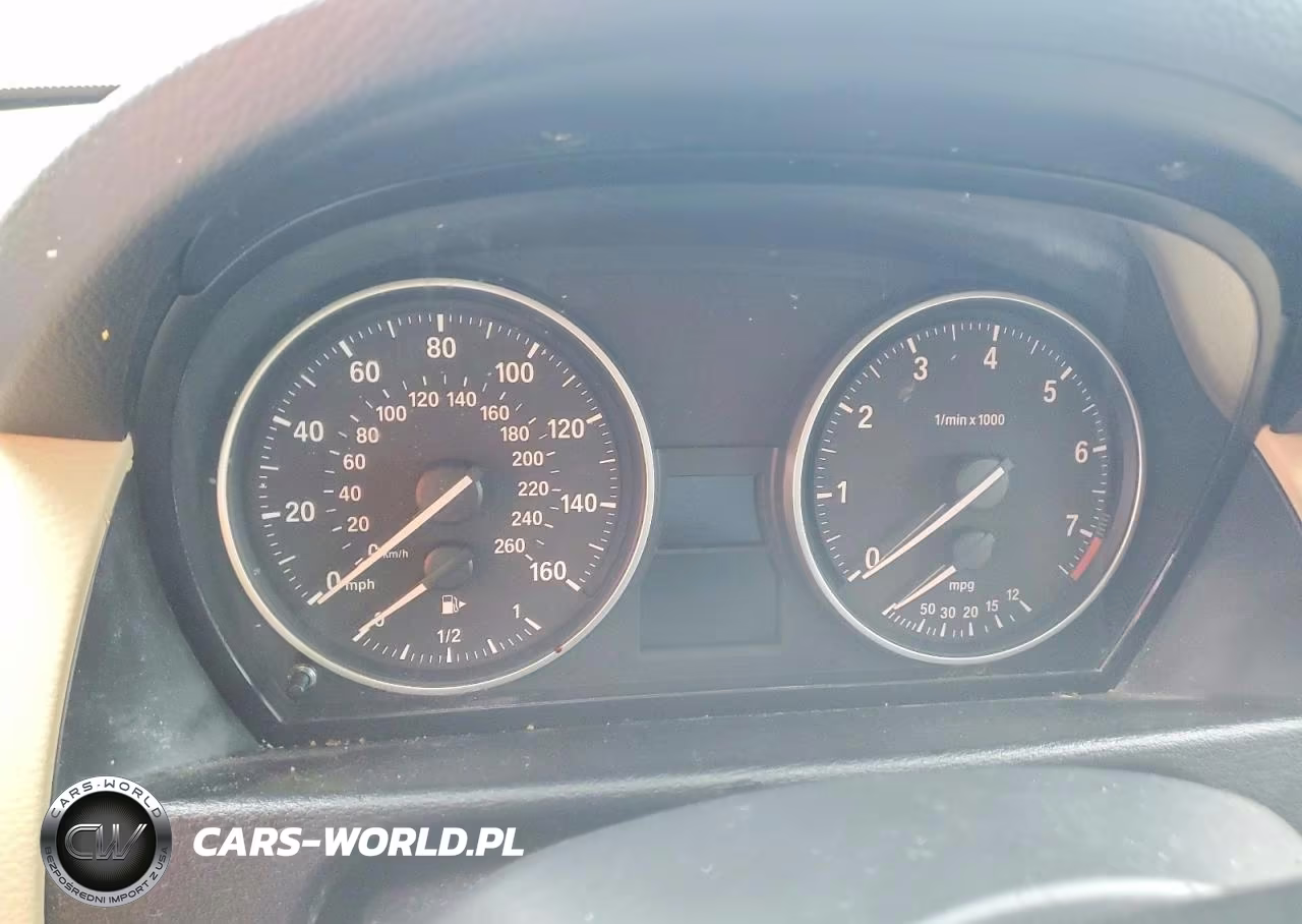 2013 BMW X1 xDrive28I VIN:WBAVL1C5XDVR82006 - 9