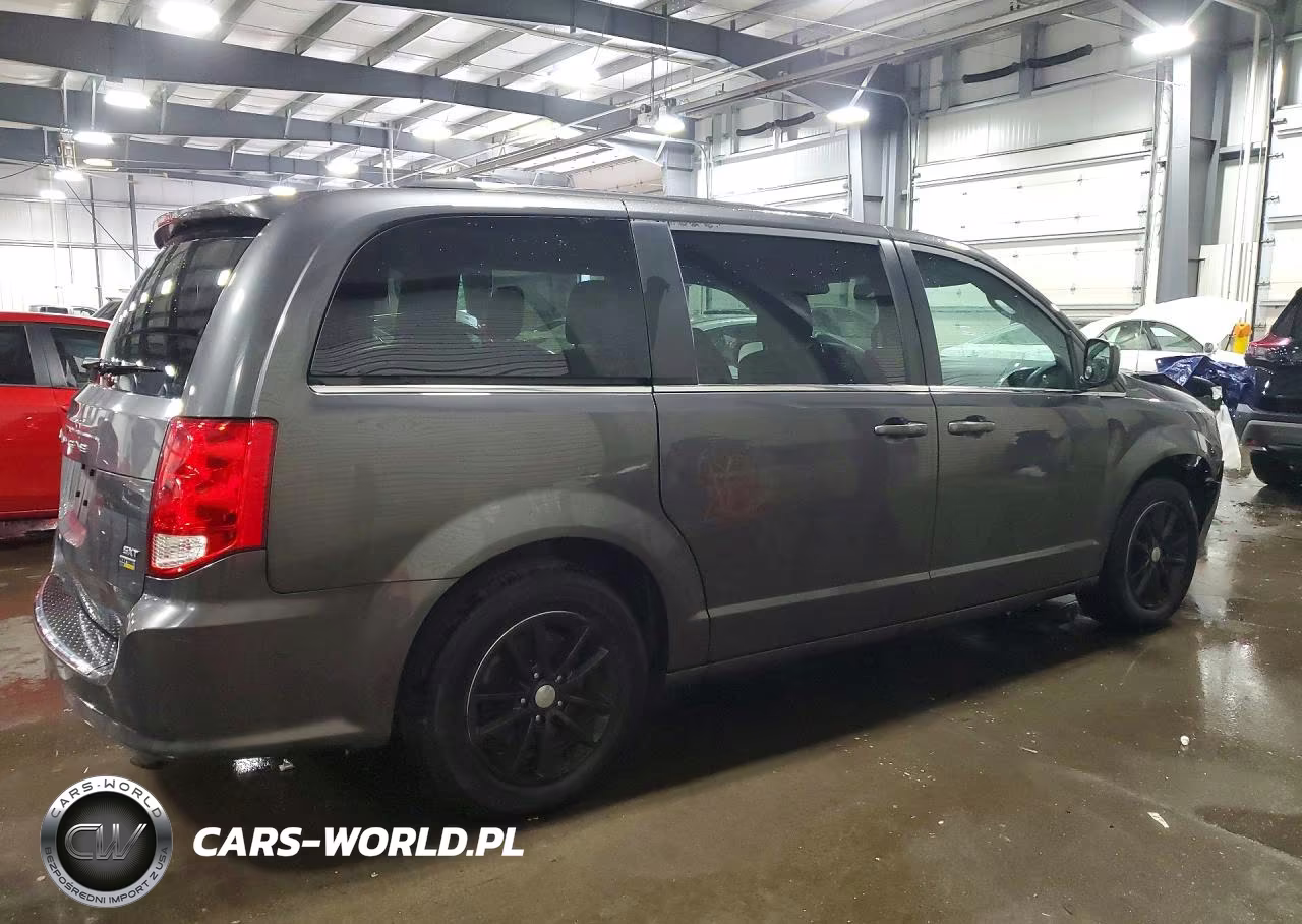 2019 Dodge Grand Caravan Sxt VIN:2C4RDGCG6KR712924 - 3