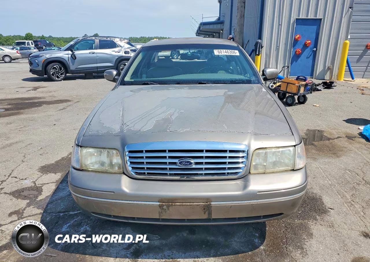 2002 Ford Crown Victoria Lx VIN:2FAFP74W72X131286 - 5