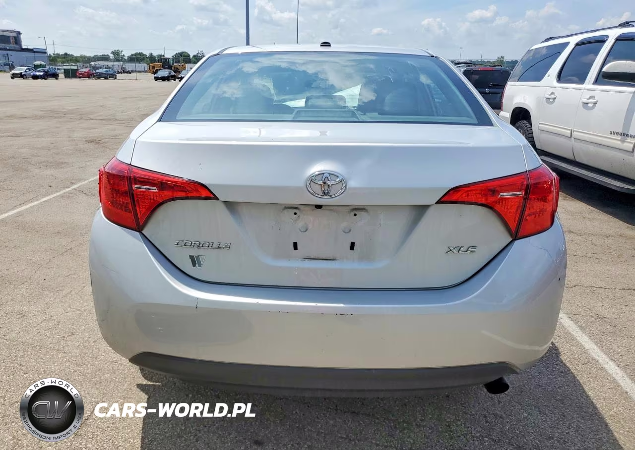 2018 Toyota Corolla Xle VIN:2T1BURHE6JC104890 - 6