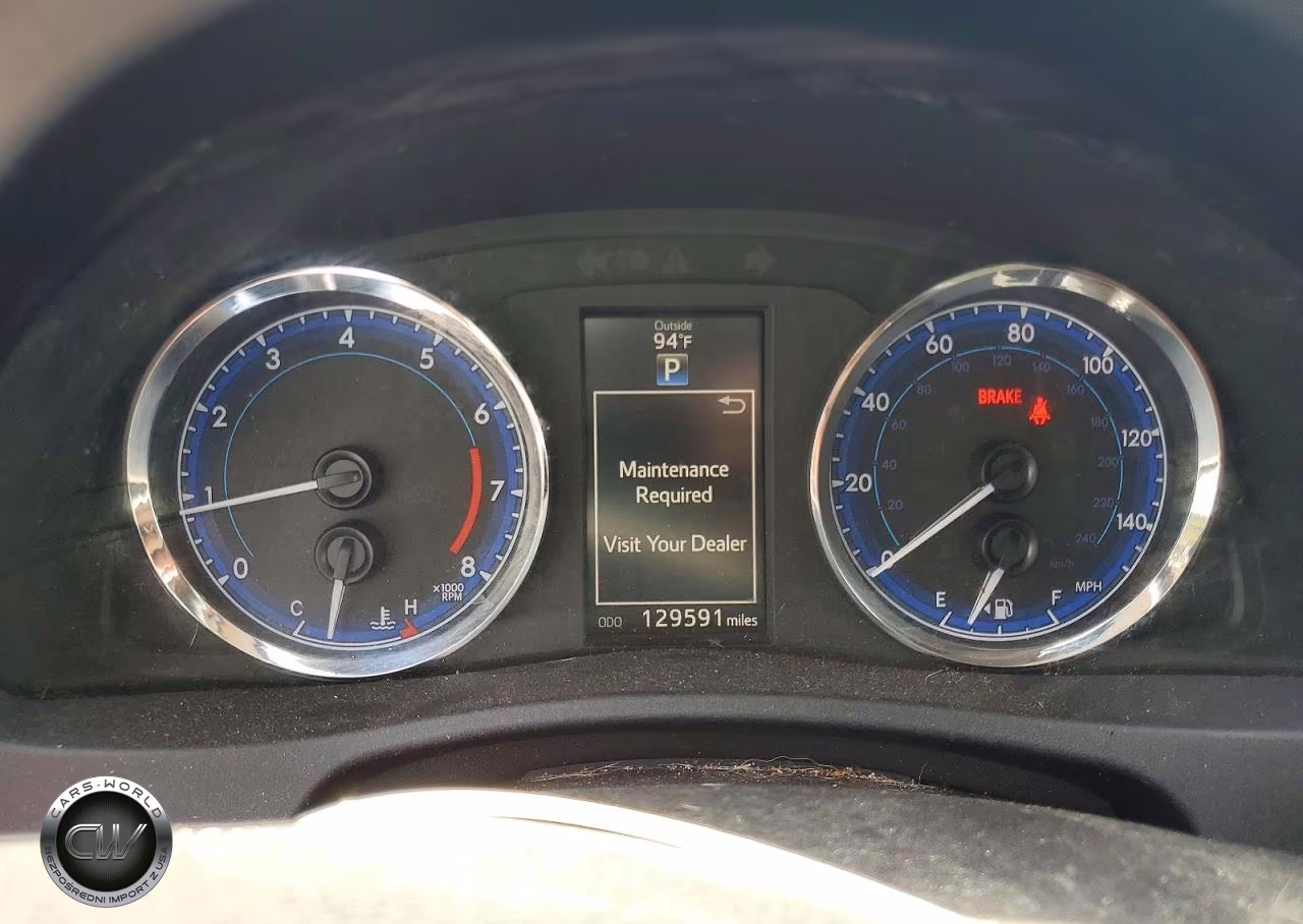 2018 Toyota Corolla Xle VIN:2T1BURHE6JC104890 - 9