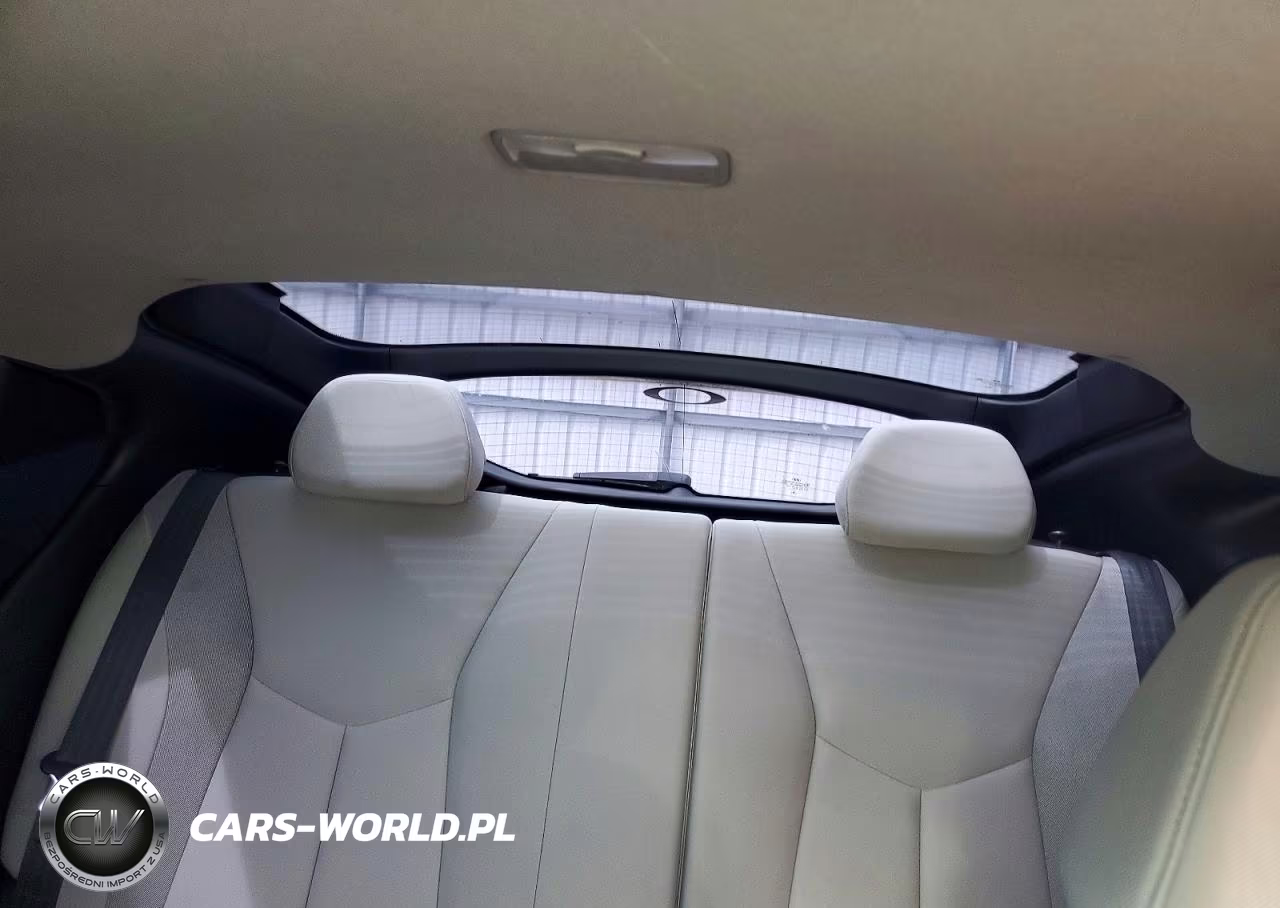 2013 Hyundai Veloster Base VIN:KMHTC6AD7DU105301 - 10