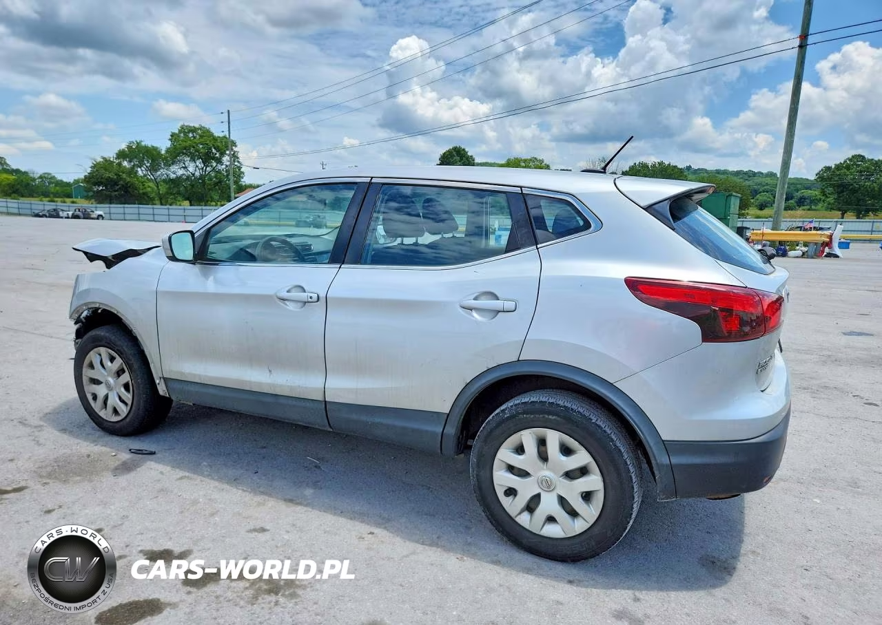 2018 Nissan Rogue Sport S VIN:JN1BJ1CP4JW156645 - 2