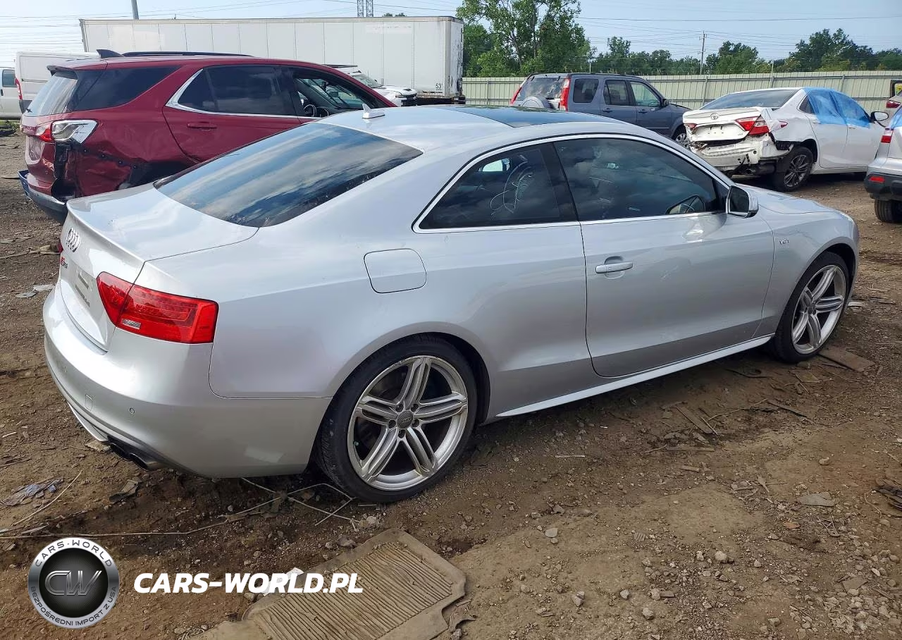 2013 Audi S5 Premium Plus VIN:WAUCGAFR6DA043260 - 3