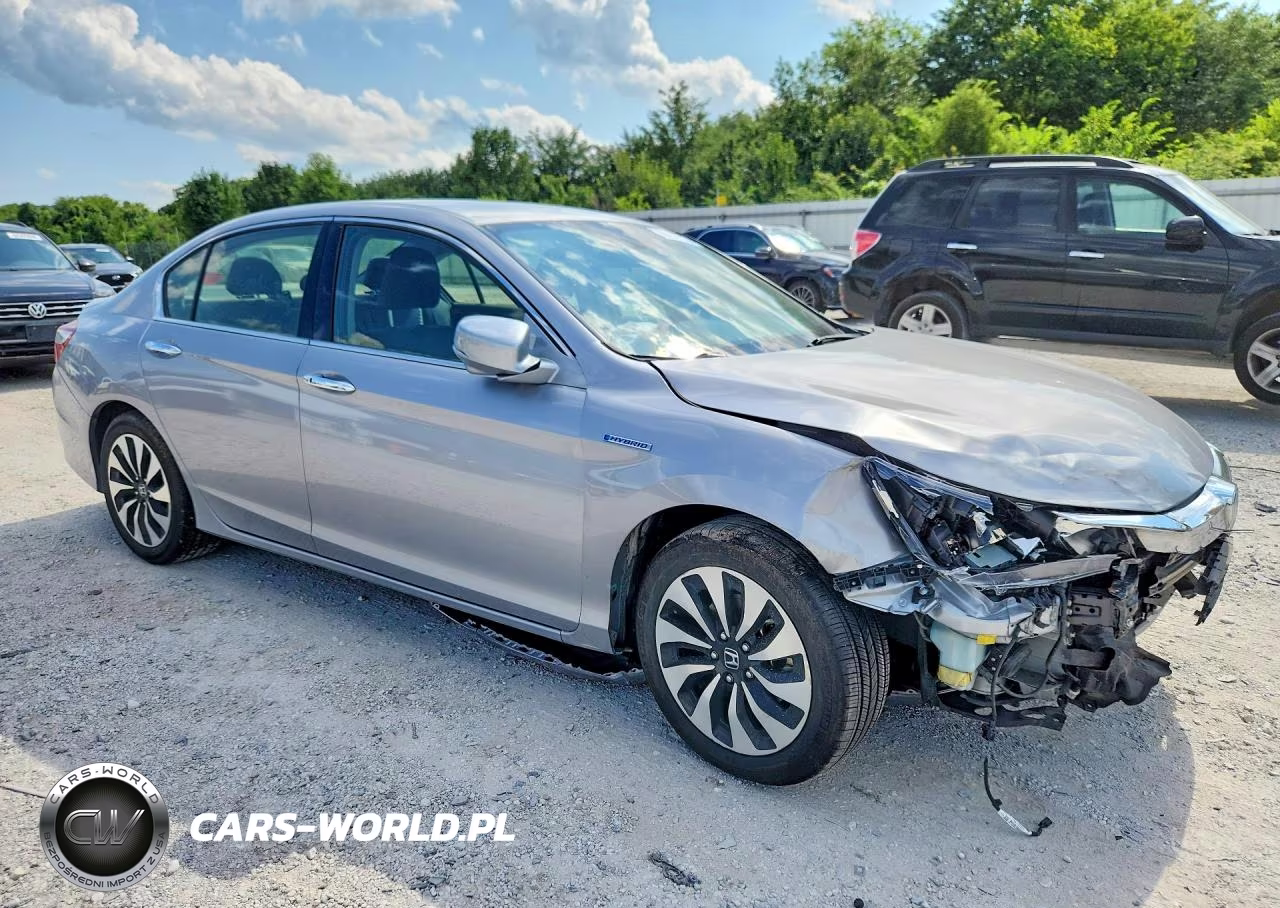 2017 Honda Accord Hybrid VIN:JHMCR6F36HC012024 - 4