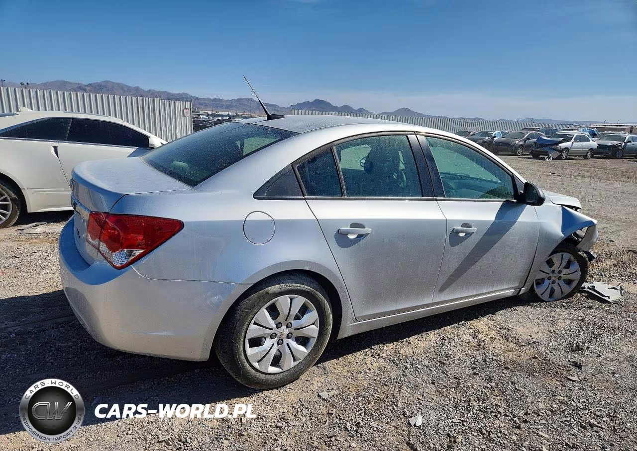 2013 Chevrolet Cruze Ls Auto VIN:1G1PA5SH5D7269841 - 3