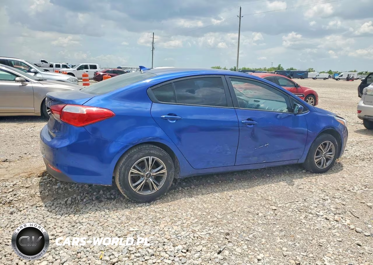 2017 Kia Forte Lx VIN:3KPFK4A74HE137775 - 3